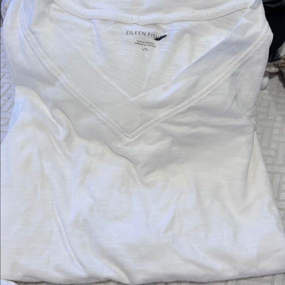 Eileen Fisher White Slubby Jersey Shirt, new without tags - Picture 2 of 7